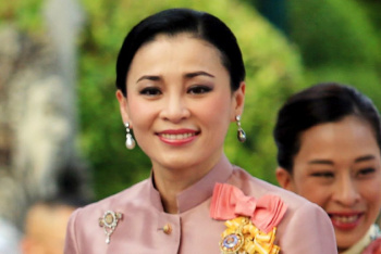 3 июня - день рождения Королевы Таиланда