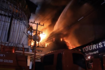 Пожар 12 сентября 2021 года на улице Волкинг стрит в Паттайе