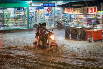 Почему идет дождь, когда я еду домой: тайские вопросы