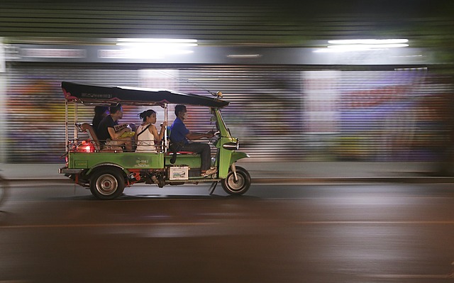 Изображение для статьи - Общественный транспорт в Паттайе. В чем разница между тук-туком и сонгтео
