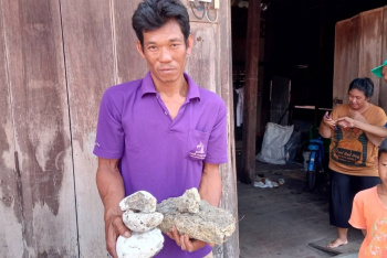 Тайский рыбак нашел на берегу "камни" стоимостью 3 миллиона батов