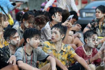 Анонос изображения к новости Белая глина Сонгкрана не так безопасна для кожи, как считалось ранее