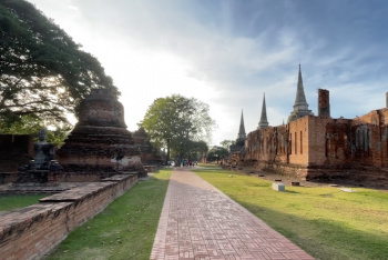 Прогулка по древней столице Сиама и Таиланда - город Айюттайя