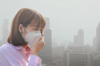 Экологическая проблема в Таиланде снова возвращается этой зимой. Людям нечем дышать из-за PM2.5