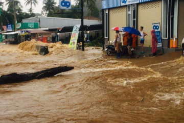 Анонос изображения к новости Наводнение на острове Ко Чанг после тропического ливня. Фото и видео
