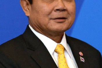 Премьер-министр Таиланда утвердил указ о чрезвычайном положении в стране
