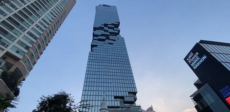 Изображение для статьи - Самое высокое здание Бангкока - Небоскреб Маханакхон и прогулка по обзорной площадке Maha Nakhon Sky Walk