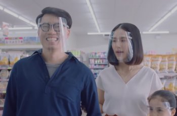 Реклама 7-Eleven в период пандемии. Посмотрите на все эти защитные меры