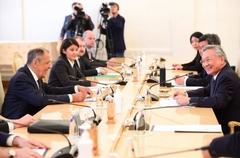 Лавров поблагодарил Таиланд за свою нейтральную позицию по отношению к ситуации с Украиной