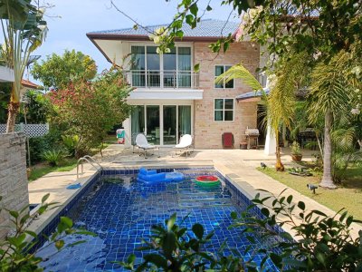 Sunset Beach Estate Villa