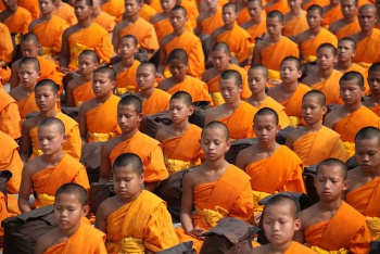 Сегодня 6 мая 2020 года Таиланд празднует Висакха Буча в режиме онлайн