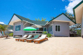 Interstellar Beachfront Villa B - роскошная вилла с 2-мя спальнями на берегу моря