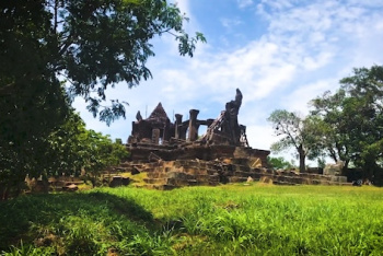Прэа Вихеа - исторический храм Таиланда из 11 века, который входит в список ЮНЕСКО