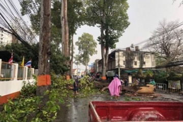 Анонос изображения к новости Тропический шторм в Чианг Мае обрушился градом на провинцию