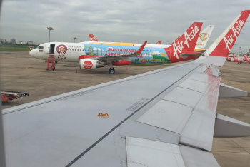 Объединить или закрыть: директора AirAsia думают о будущем тайского лоукостера