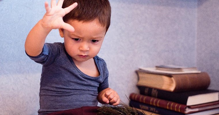 Детский билингвизм, полилингвизм, полиглотизм у детей от смешанных браков. Например с тайцами или другими национальностями