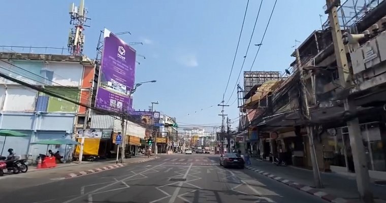На мотоцикле по Паттайе: от Бич Роуд до Джомтьена
