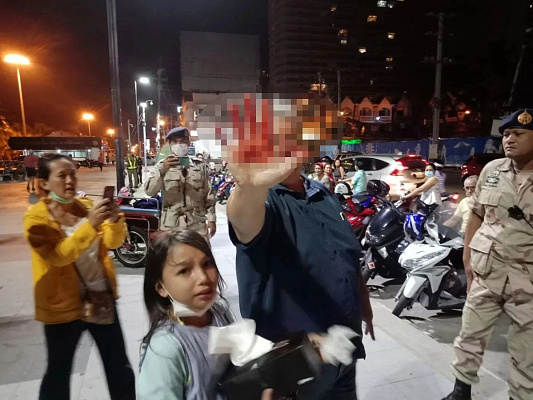 Изображение для новостной статьи - Русский экспат пострадал во время ссоры на тайском митинге в Паттайе