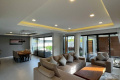 Вилла Zensiri Midtown Villas в центре Паттайи